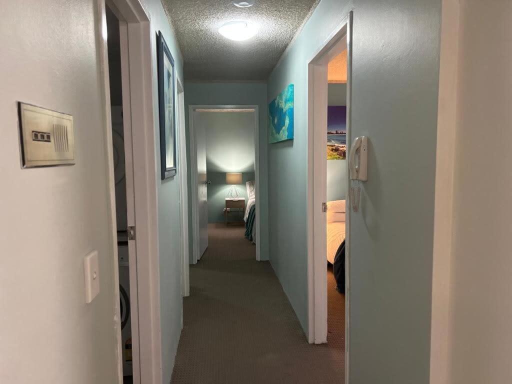 2 Bedroom With Parking Stroll To Apartment