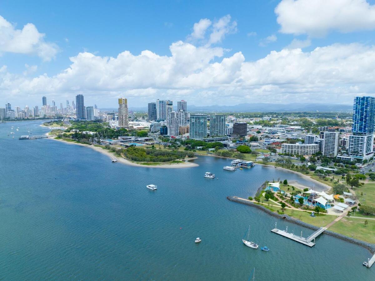 Apartment Oceanview Escape 2br In The Heart Of The Gc *