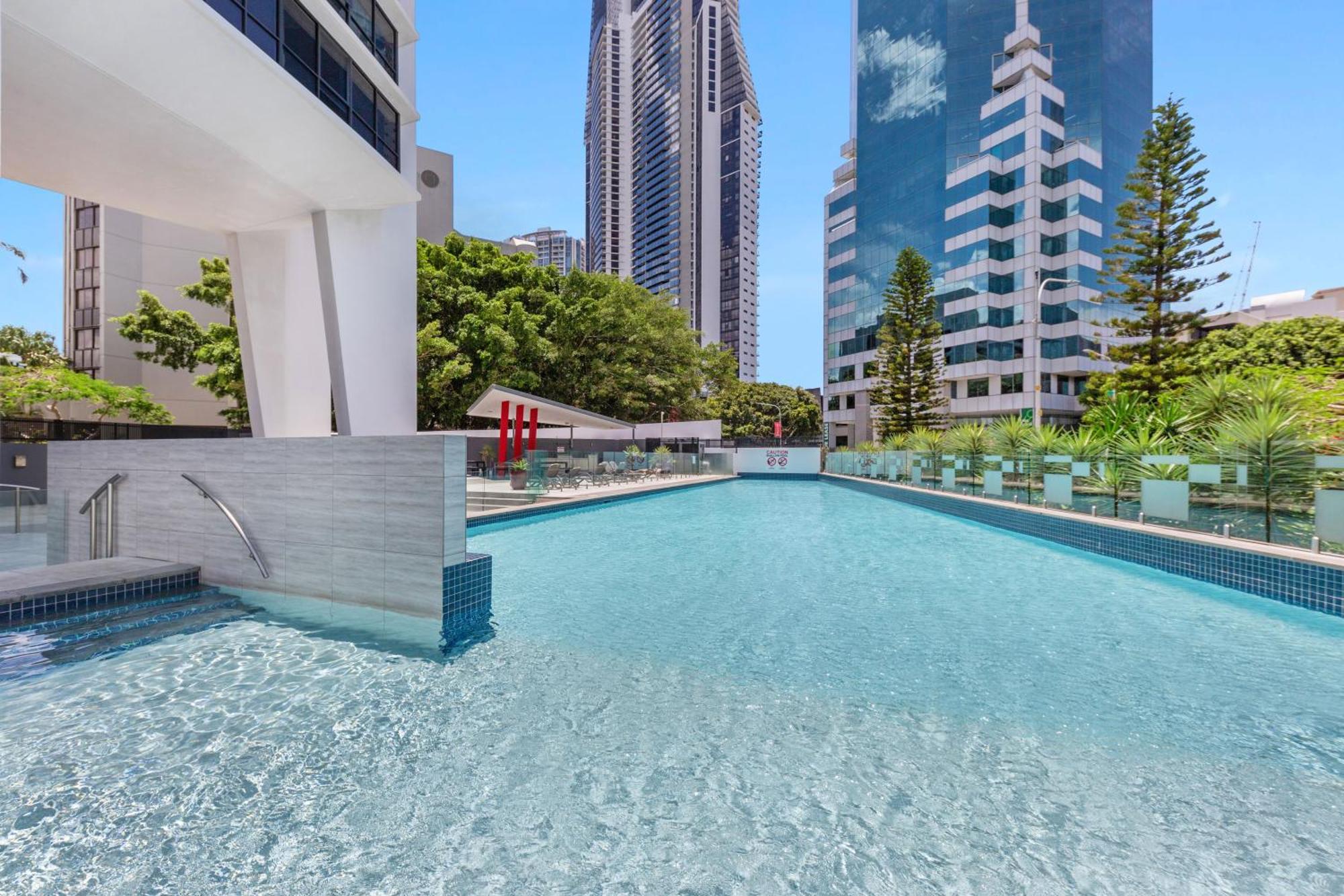 Stunning 180 Degree Views At Avalon * Gold Coast