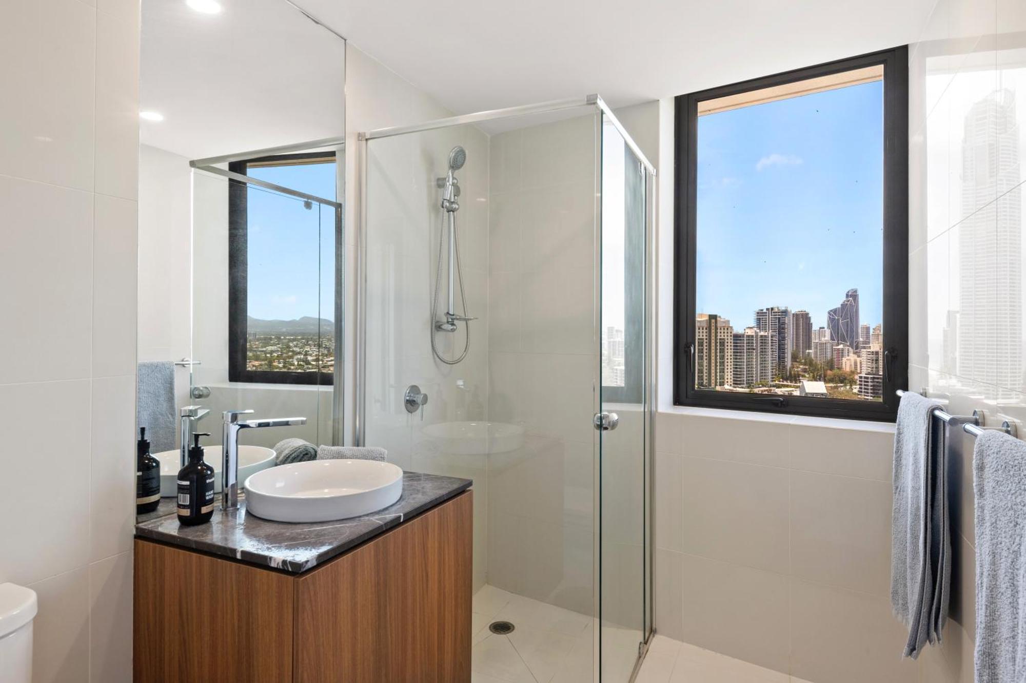 Stunning 180 Degree Views At Avalon * Gold Coast
