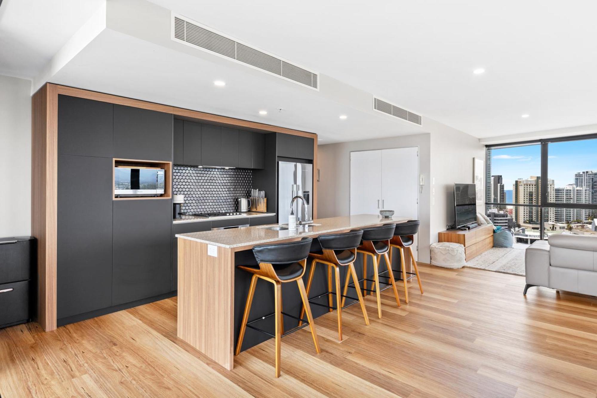 Stunning 180 Degree Views At Avalon * Gold Coast