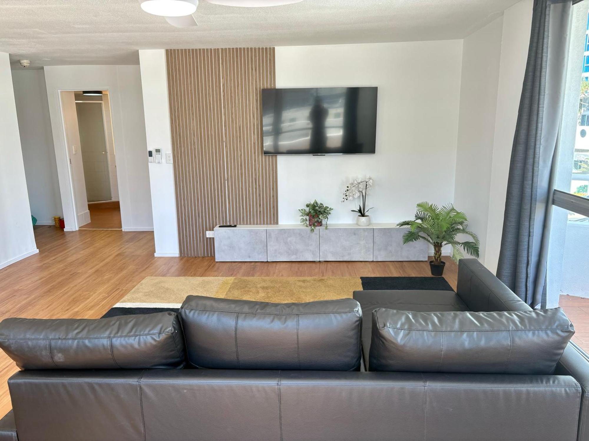 Apartment Orchid Avenue *