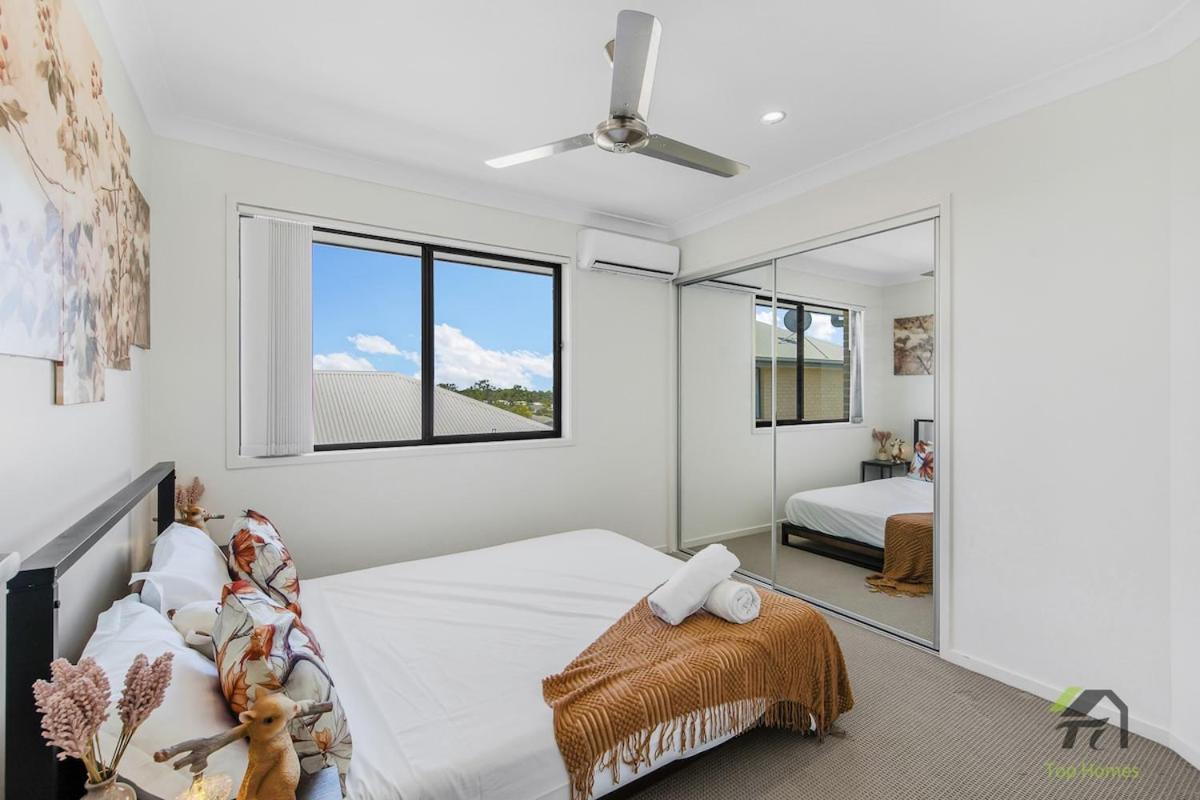 Forest Castle In A Quiet Single-story House In Coomera