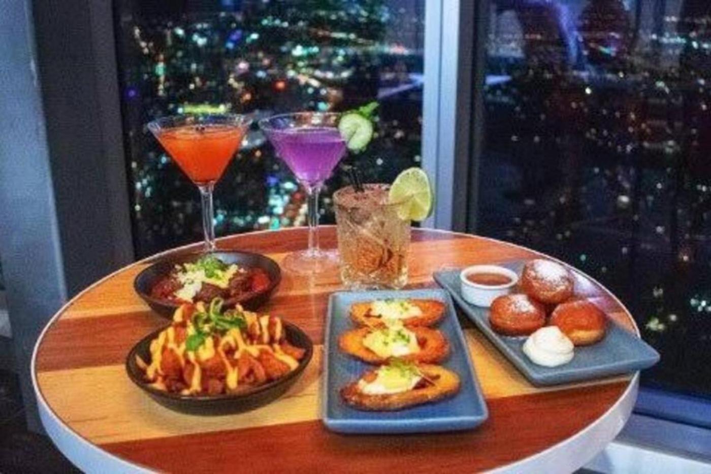 Apartment Iconic Q1 Level 35!
