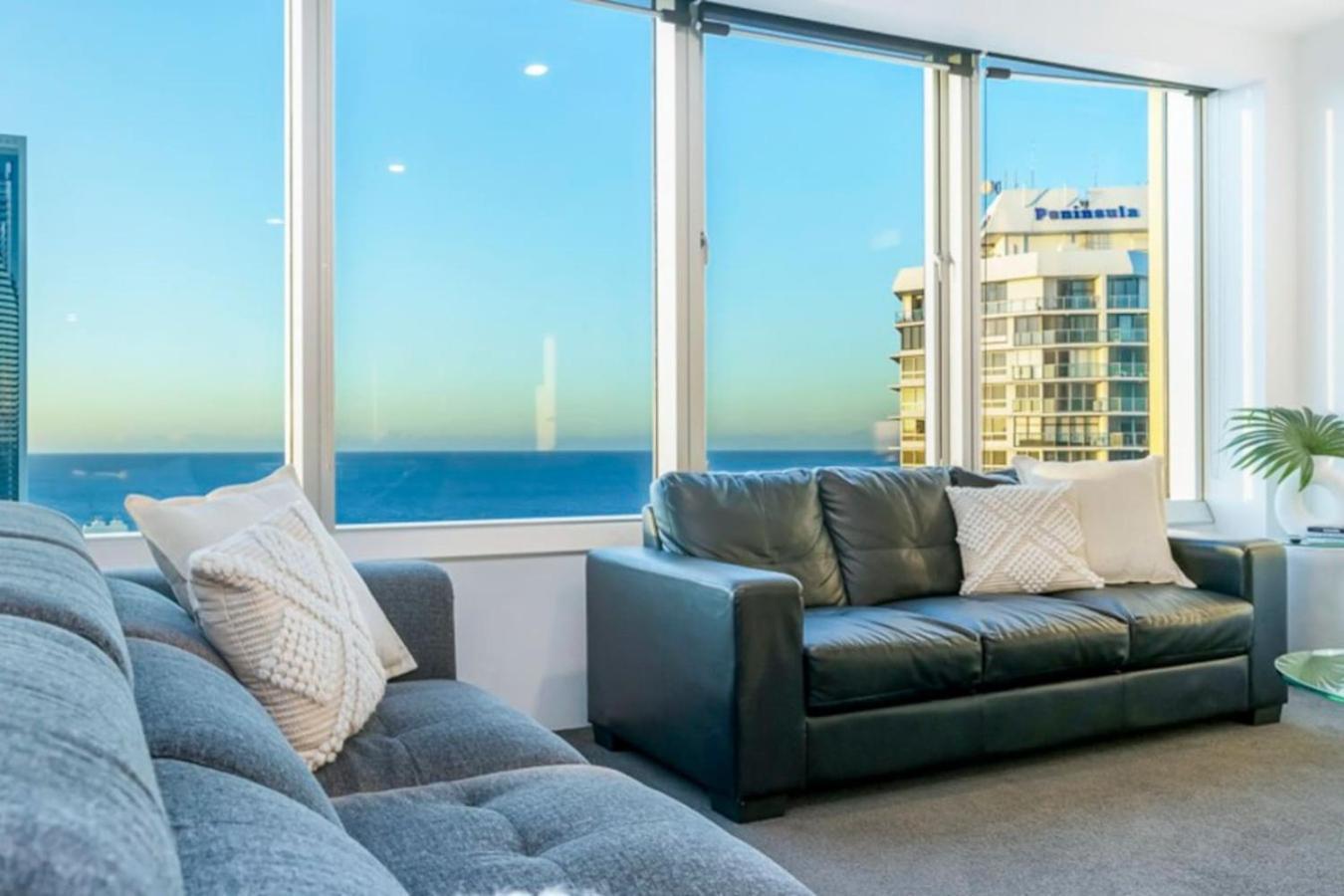 Serenity Getaway Your Away From Views Apartment *
