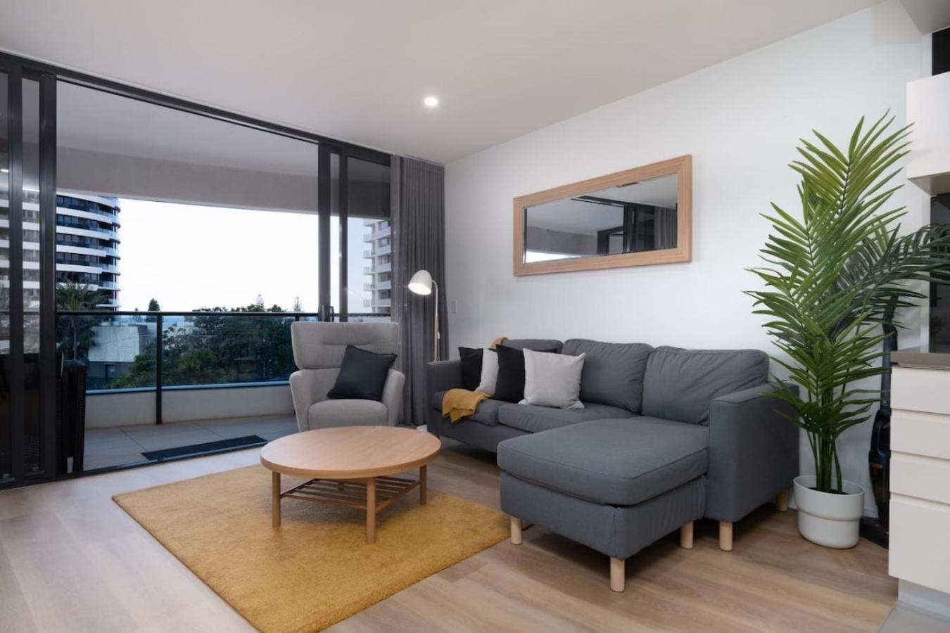 Apartment Oracle 2 - 2b In Broadbeach With Views
