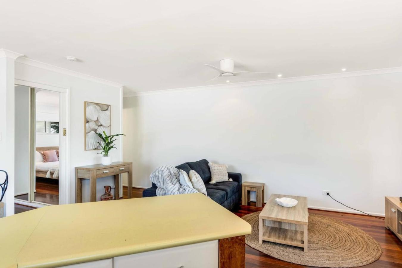 Apartment Tonys Getaway In Koala Park Amazing Views *