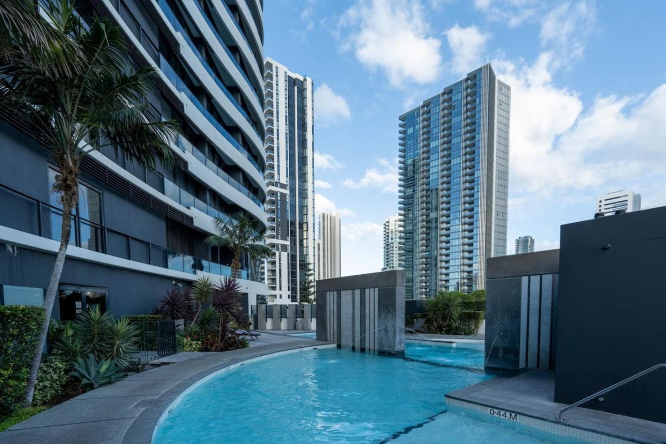 Apartment Oracle 2 - 2b In Broadbeach With Views Gold Coast