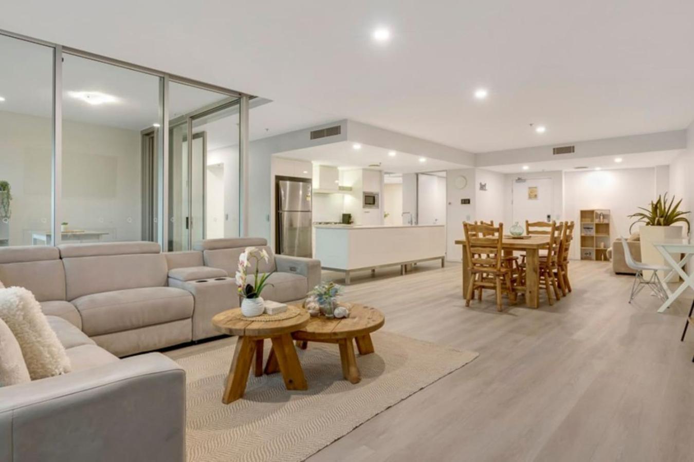 Sophias Place In Surfers With Stunning Views * Gold Coast