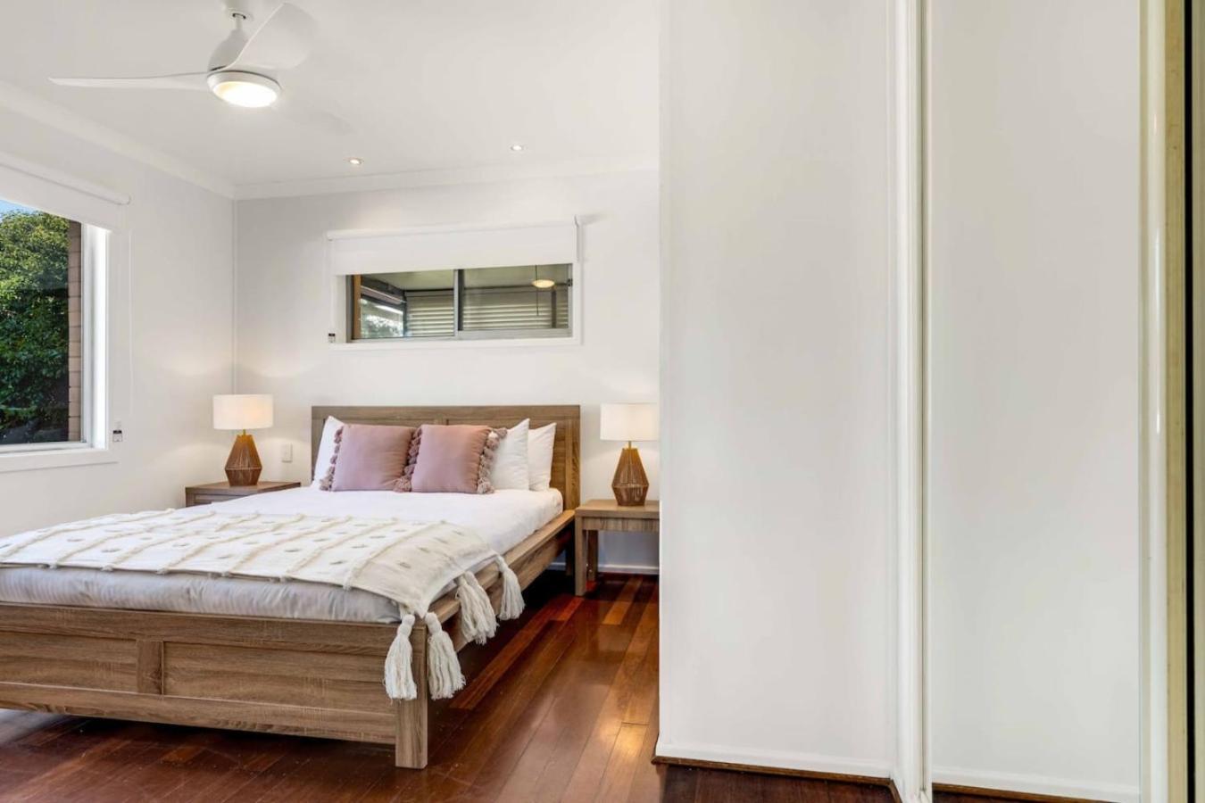 Apartment Tonys Getaway In Koala Park Amazing Views