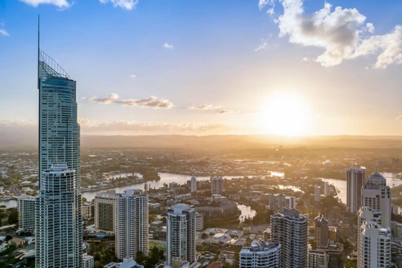 Sophias Place In Surfers With Stunning Views