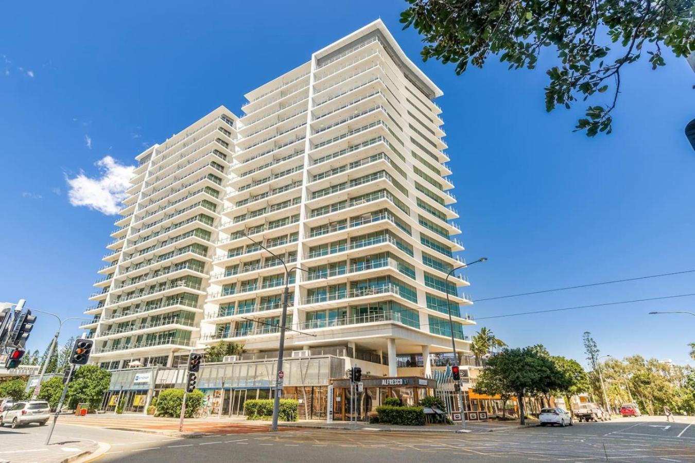 Lovely 1 Bed With Stunning Views Pool Apartamento *