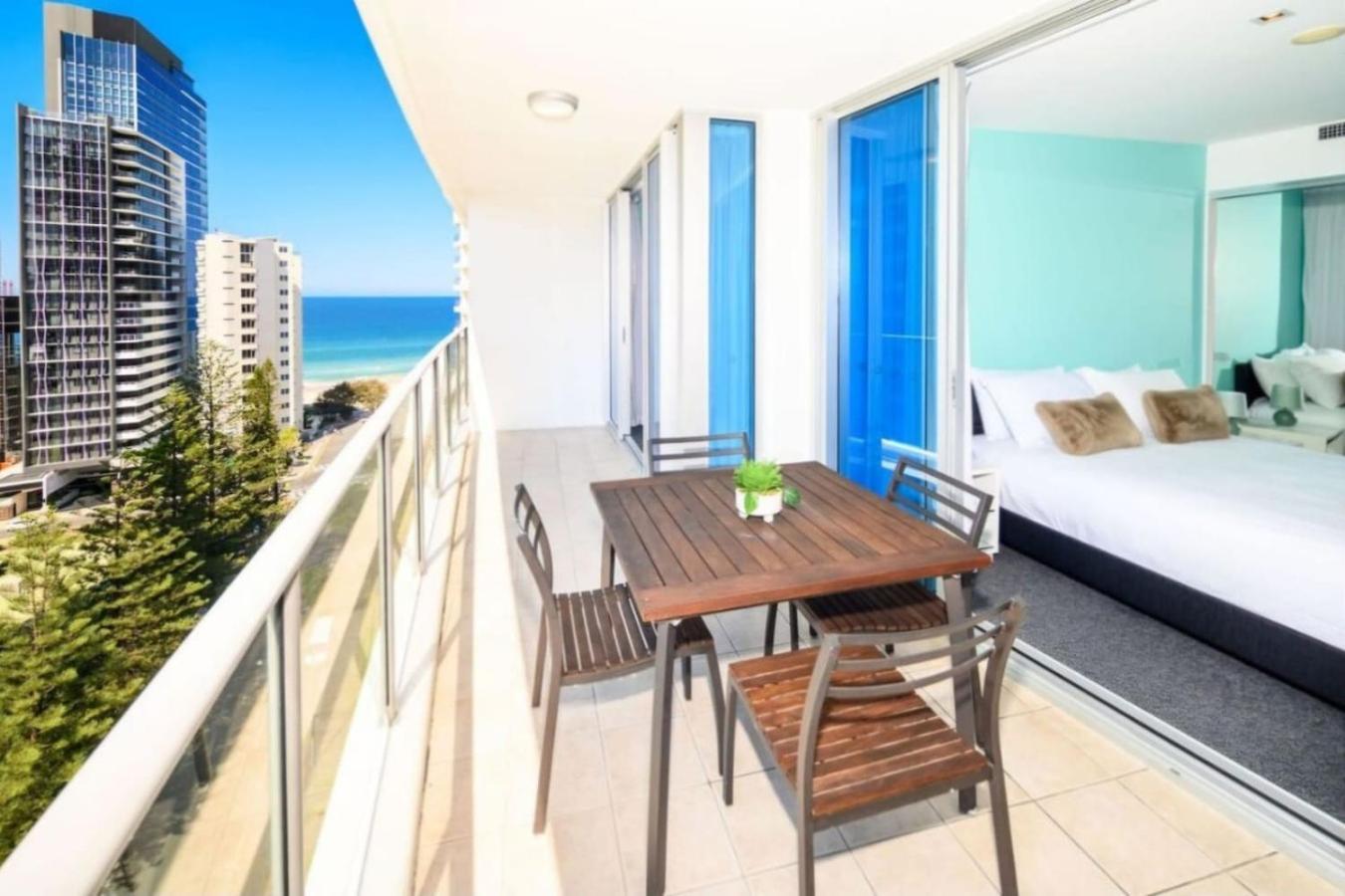 Serenity In Surfers Ocean Views Wifi Parking Casa de férias Gold Coast
