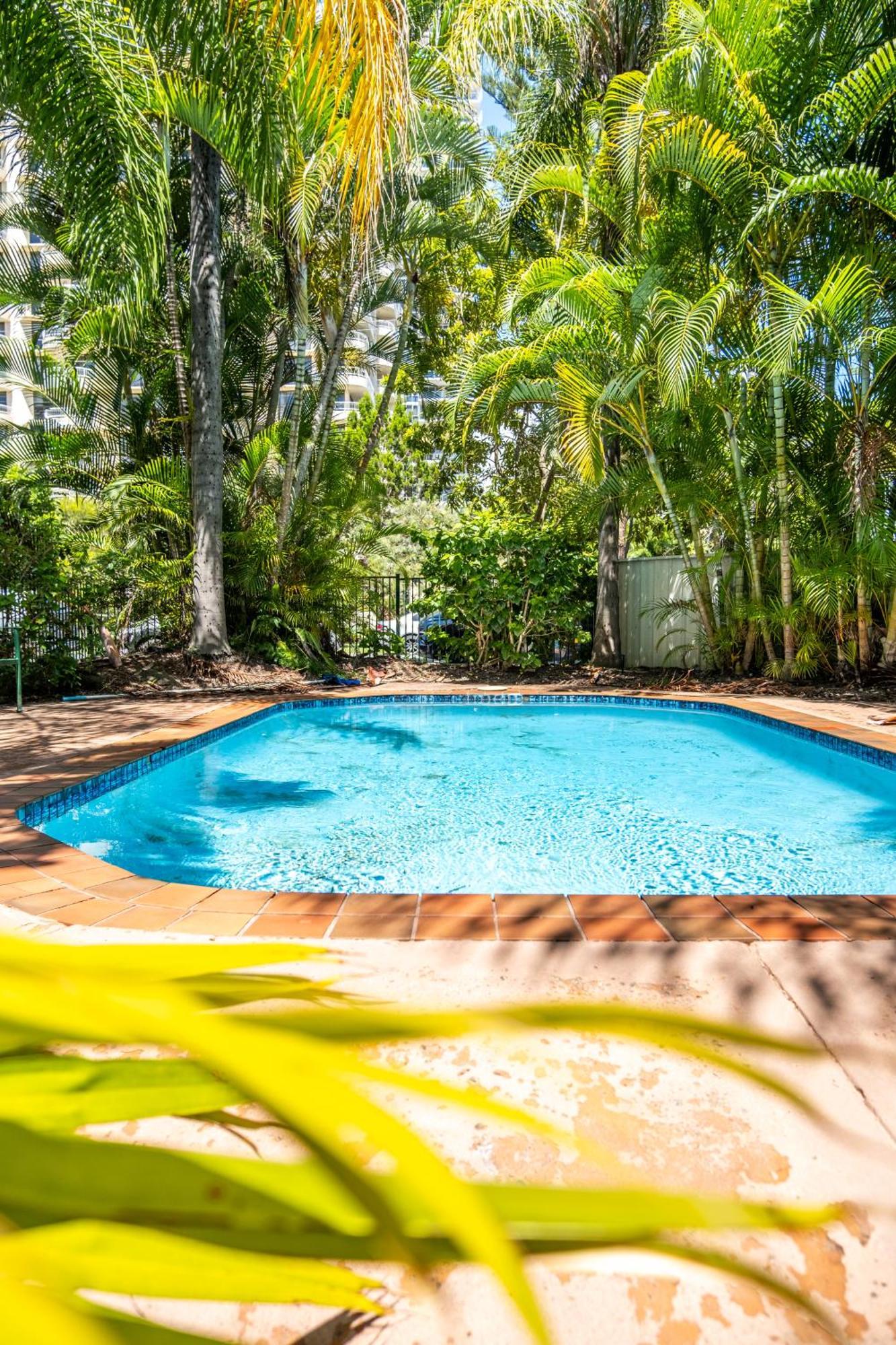 Federation Avenue Broadbeach *