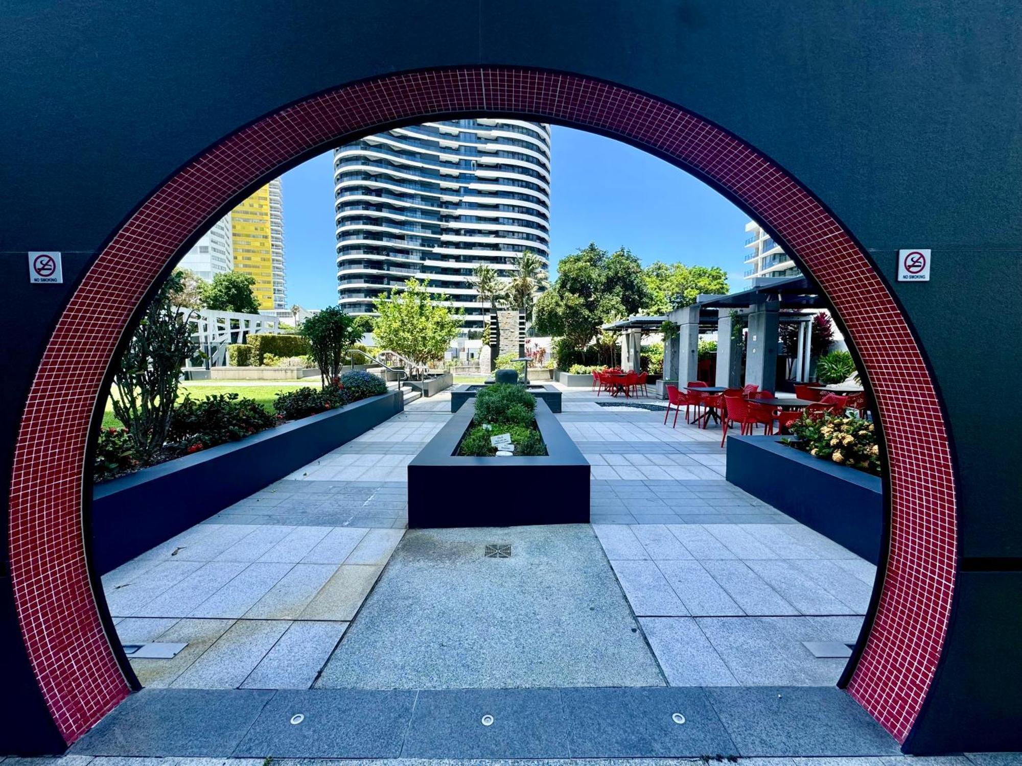 Oracle Tower 2 Luxury 33rd Flr Ocean Views