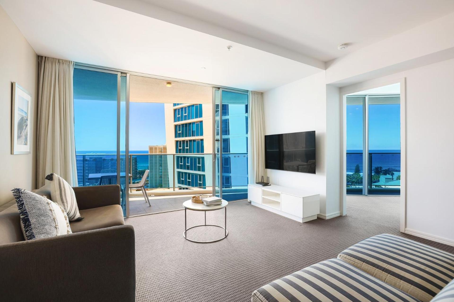 Apartment Number 1 H Residences - Wifi, Parking & By Holidays