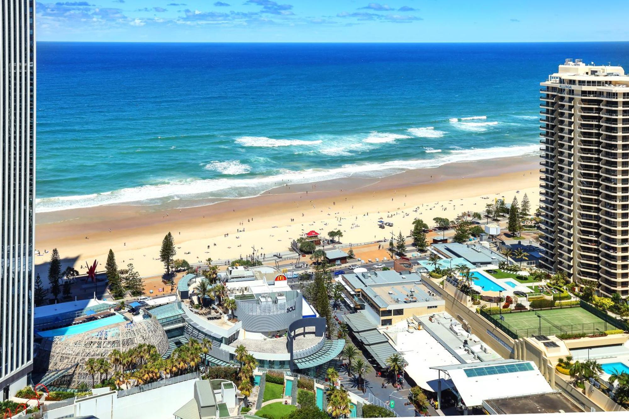 Apartment Number 1 H Residences - Wifi, Parking & By Holidays