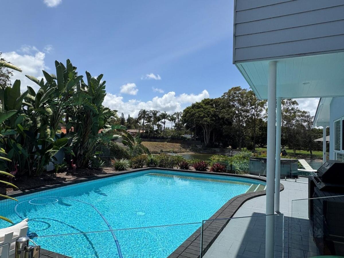 Holiday home Chic Coastal Waterside Stunner! *