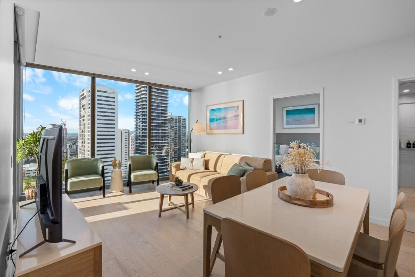 The Vista Coastline View 2br Unit In Signature Broadbeach With Parking And Pool Apartment Gold Coast