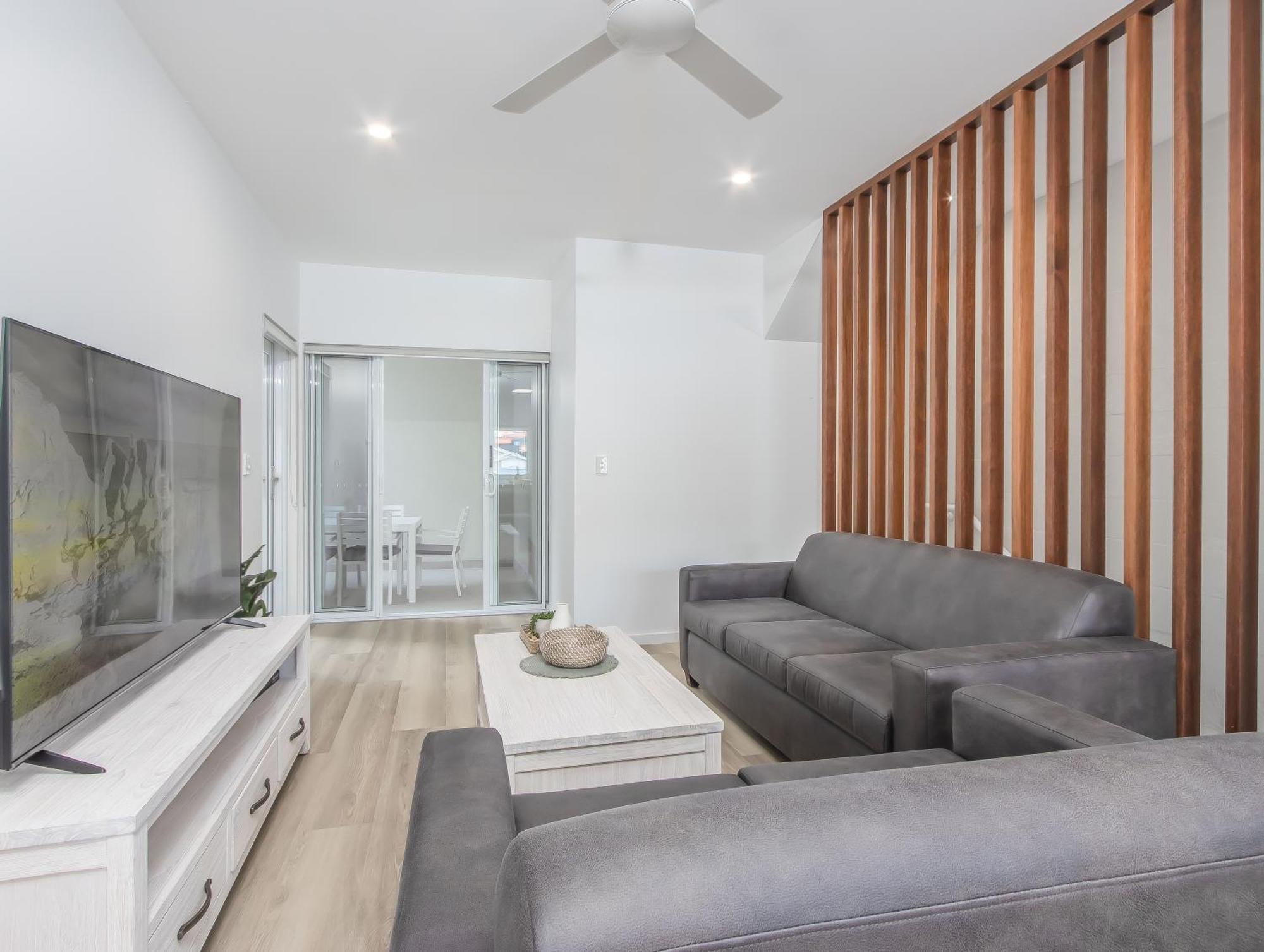 The Laneway By Burleigh Letting Company *