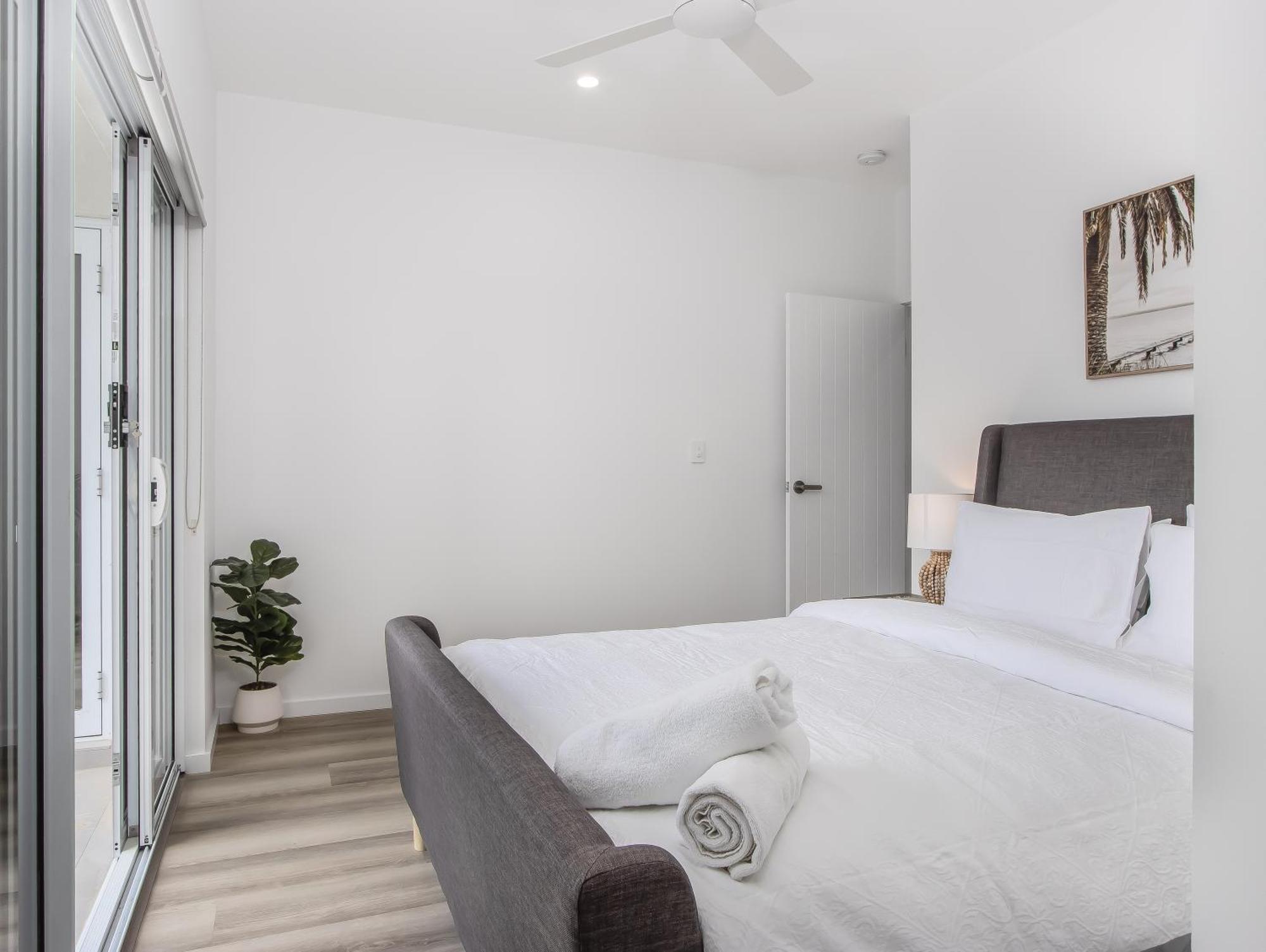The Laneway By Burleigh Letting Company * Gold Coast