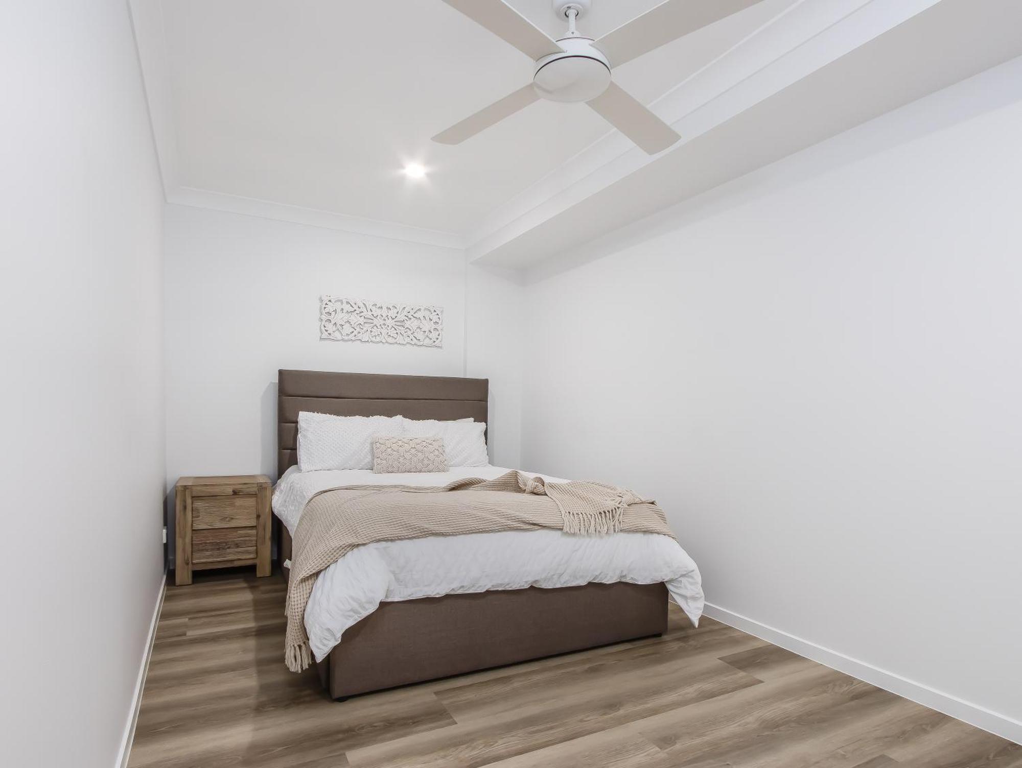 Apartment The Laneway By Burleigh Letting Company *