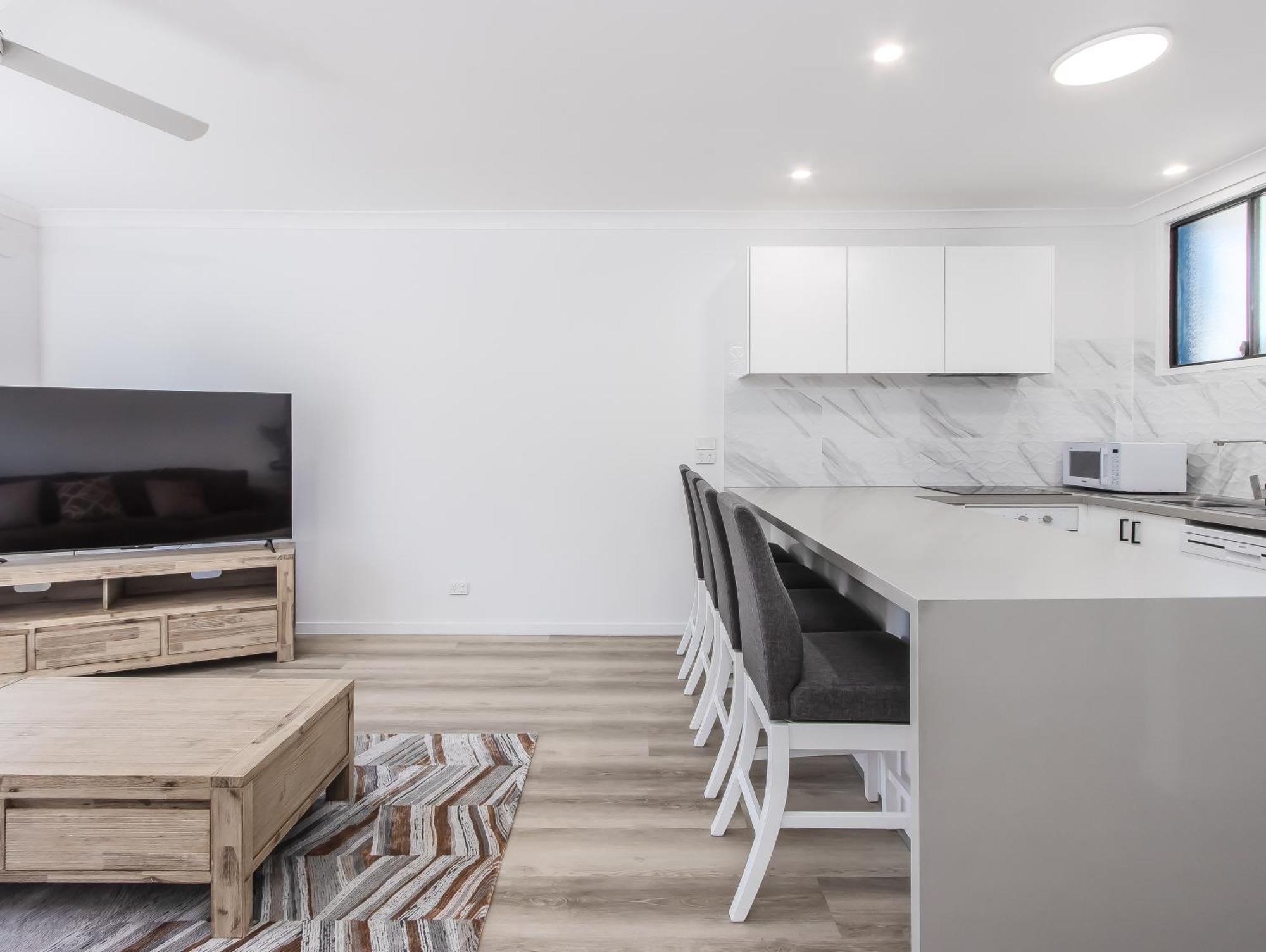 The Laneway By Burleigh Letting Company * Gold Coast