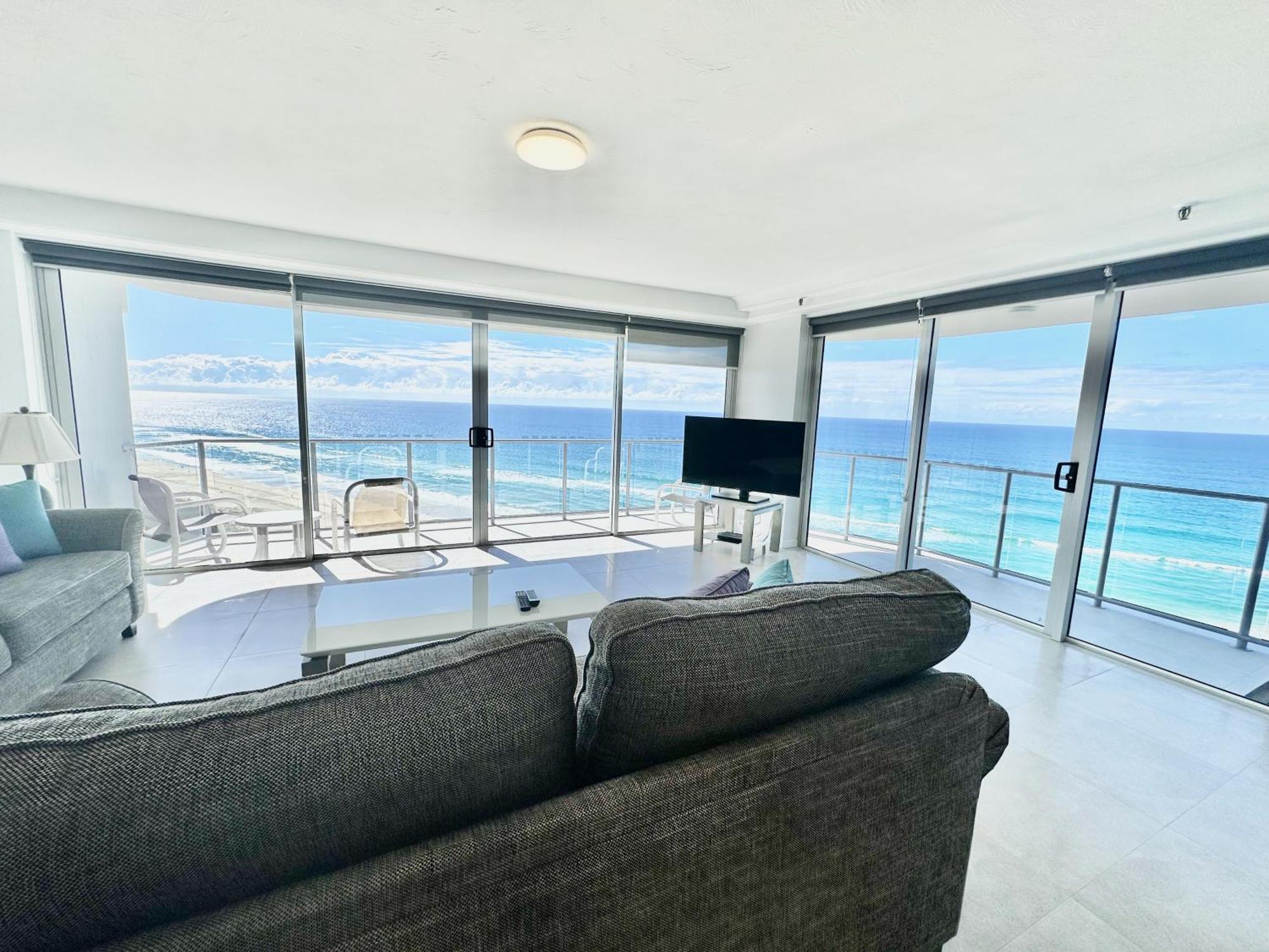 Apartment Beachfront Talisman 22nd Floor, Ocean Views *