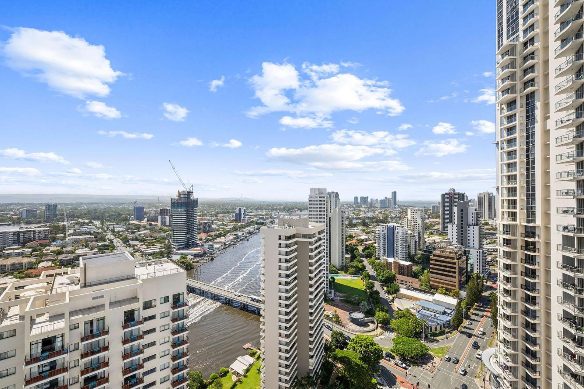 Apartment Deluxe 2 Bedroom Ocean And Hinterland Views *