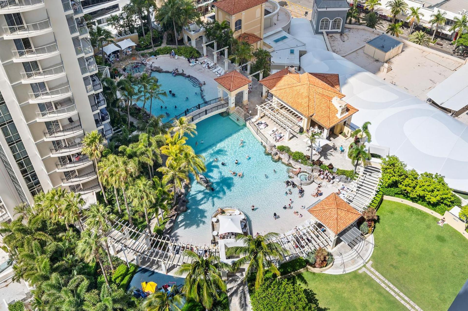 Deluxe 2 Bedroom Ocean And Hinterland Views