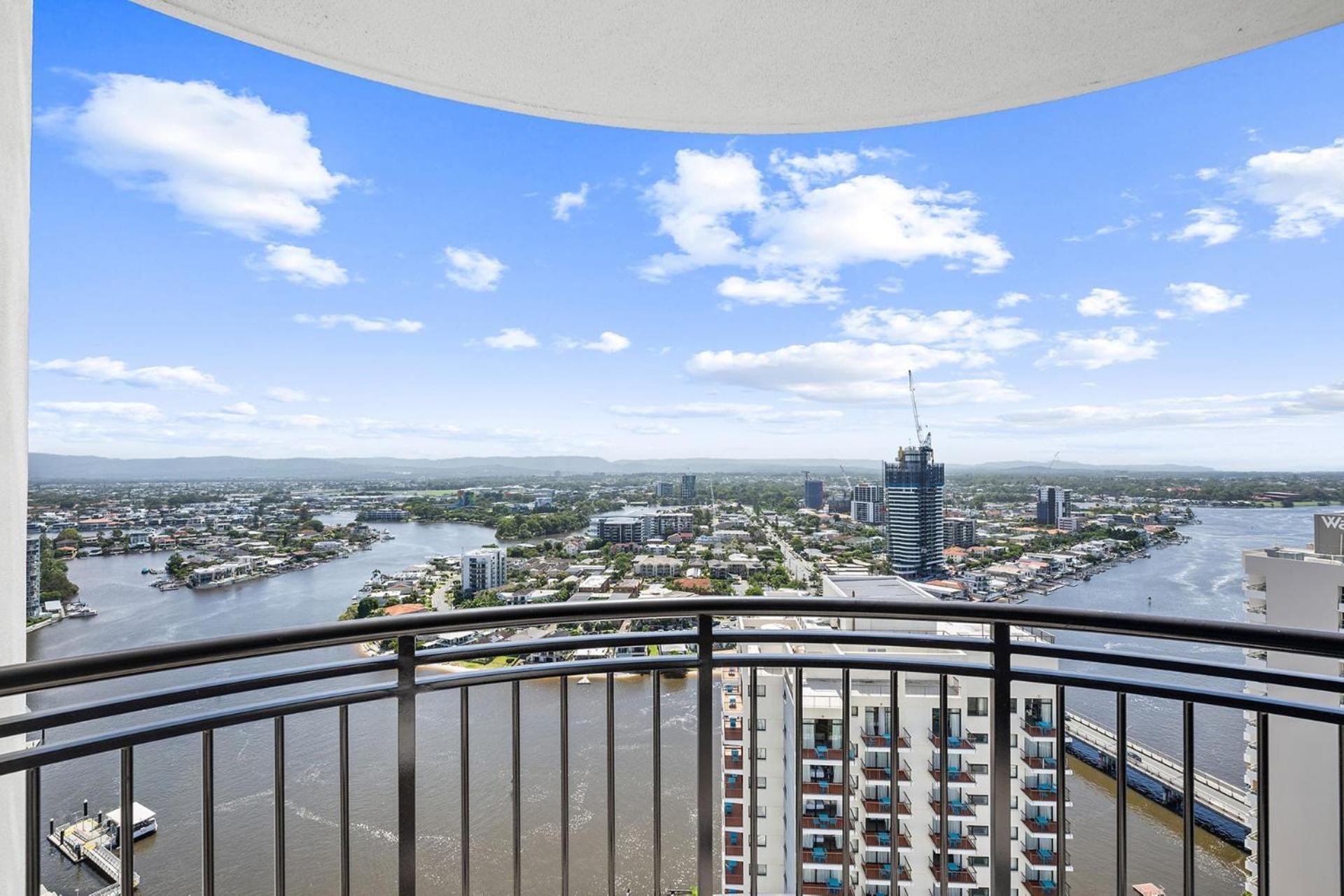 Apartment Deluxe 2 Bedroom Ocean And Hinterland Views