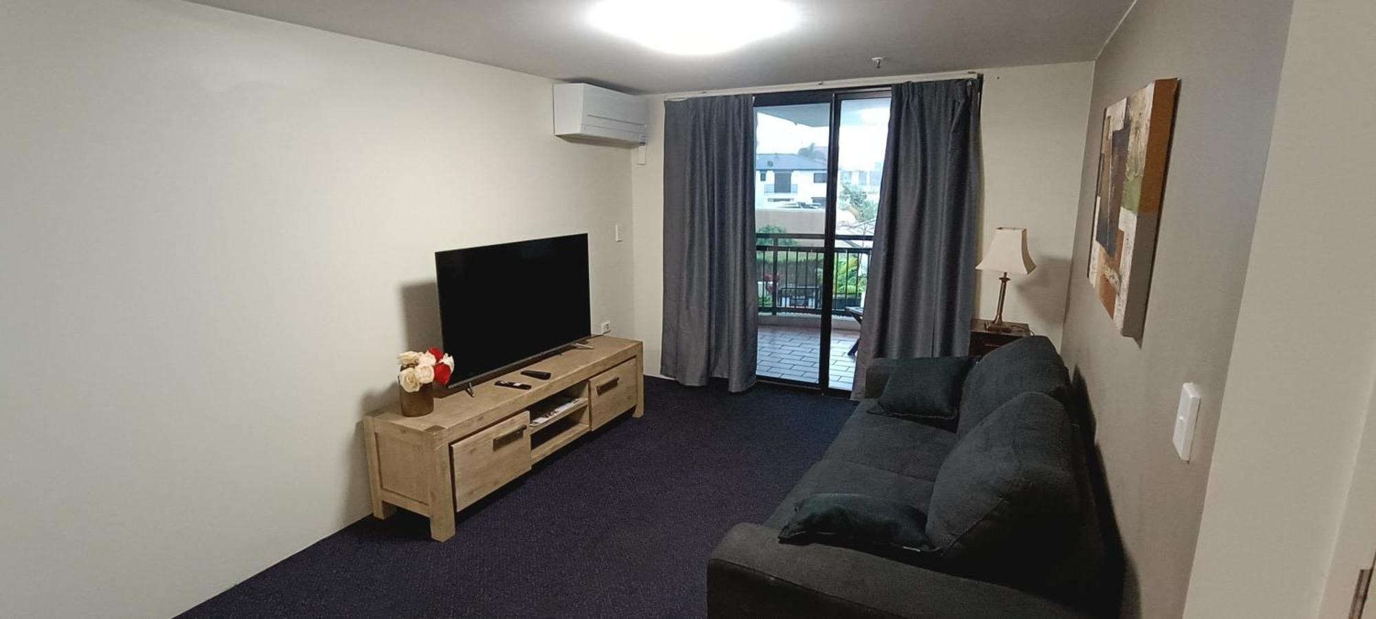 Windsurfer 4* Gold Coast
