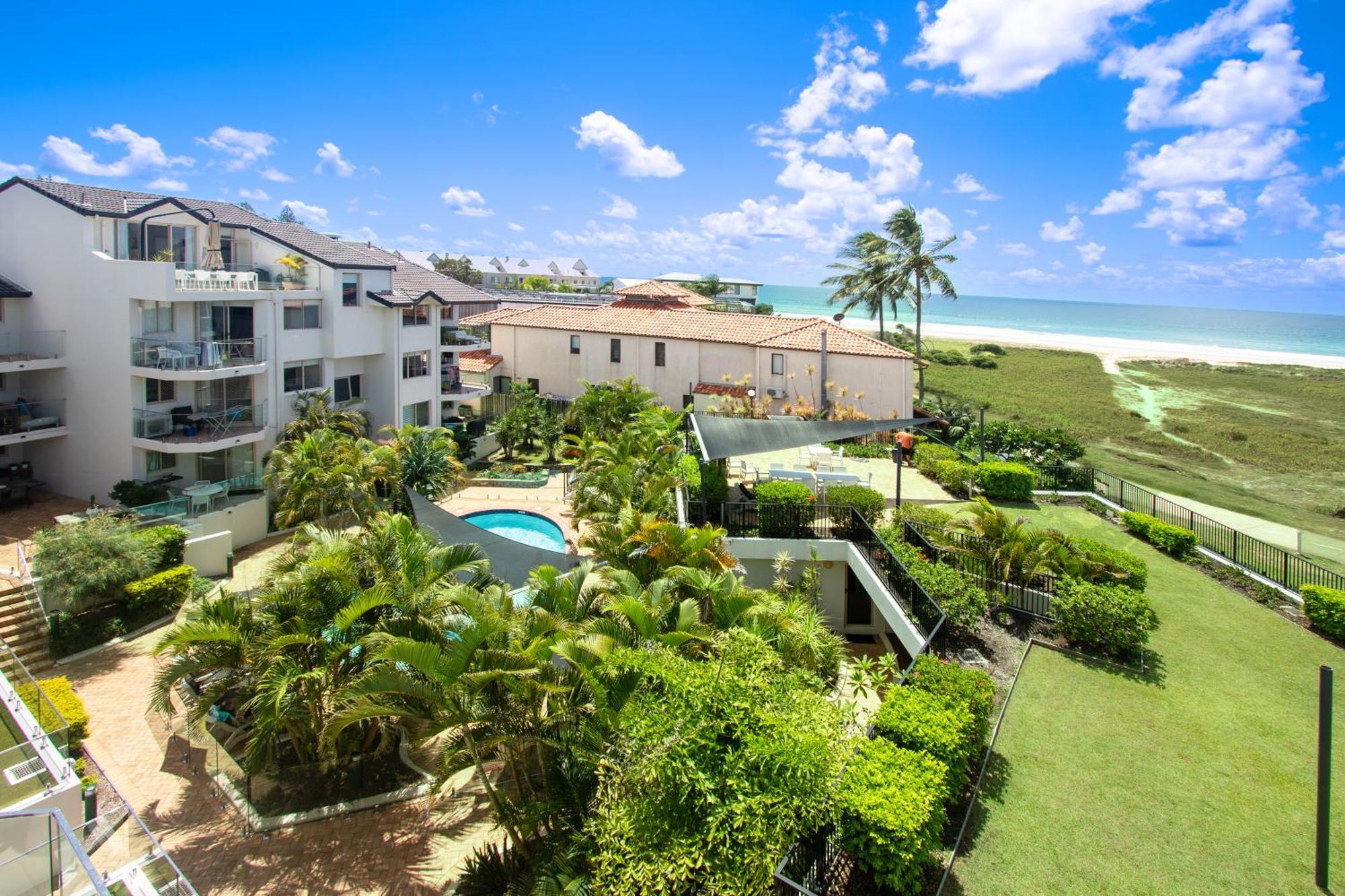Sandcastles On Currumbin Beachfront, 4* Gold Coast