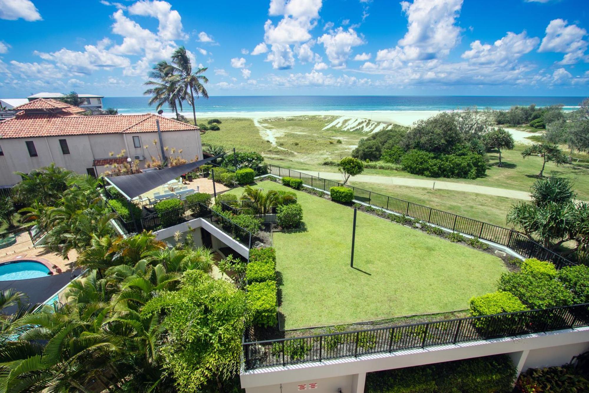 Aparthotel Sandcastles On Currumbin Beachfront,