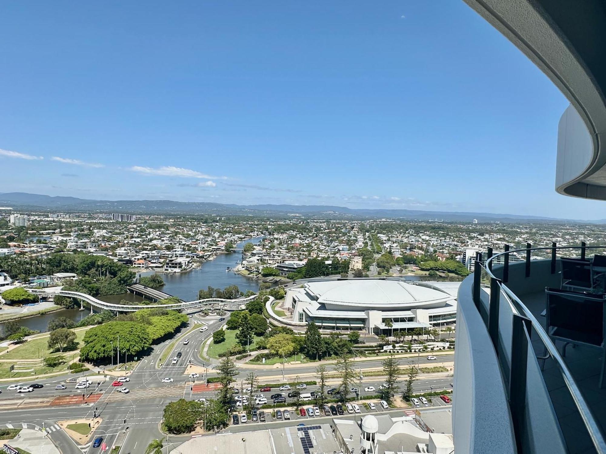 The Wave 2404 Apartment Gold Coast