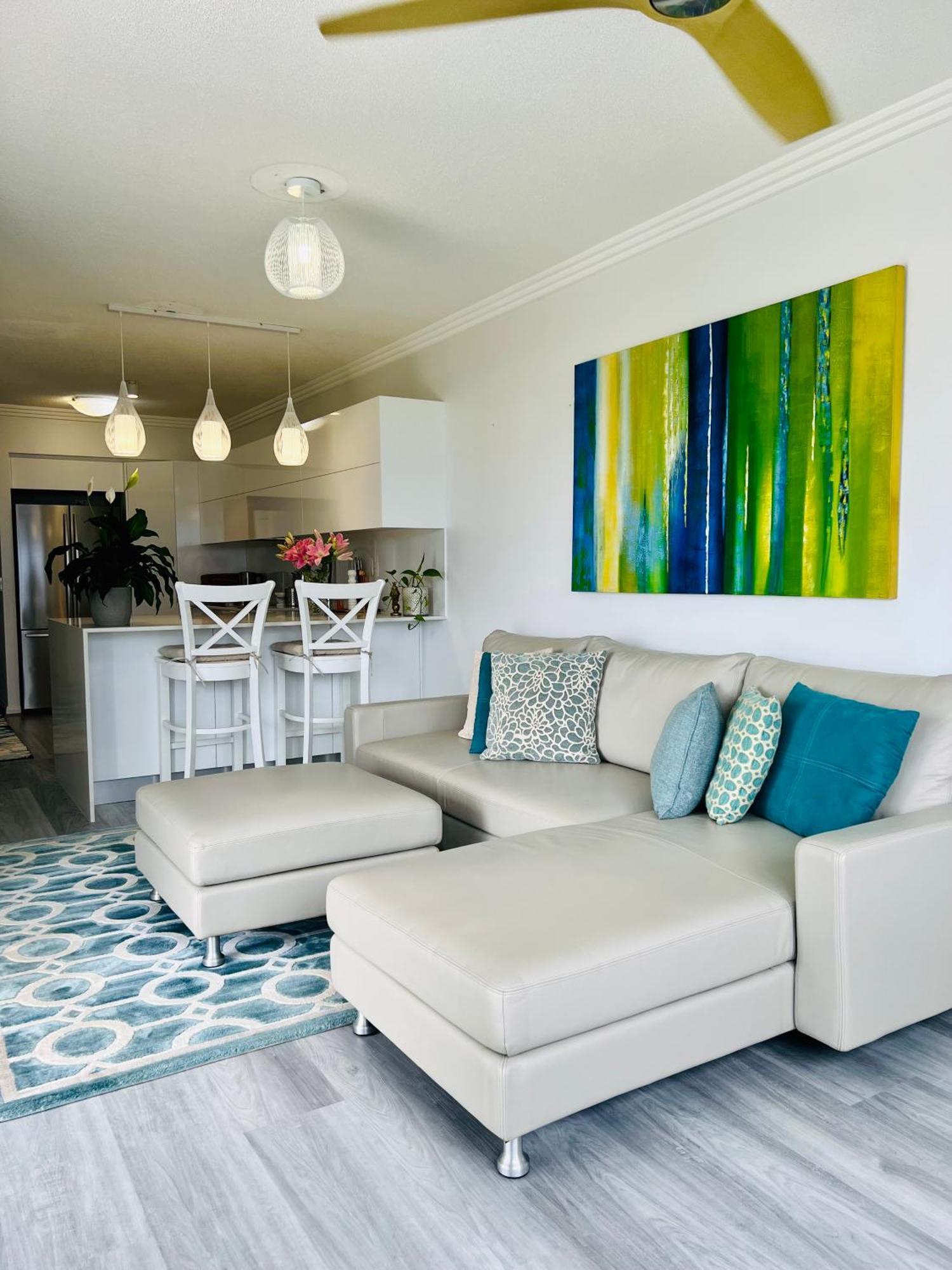Apartment Broadwater Parklands Paradise-one & Two Bedroom