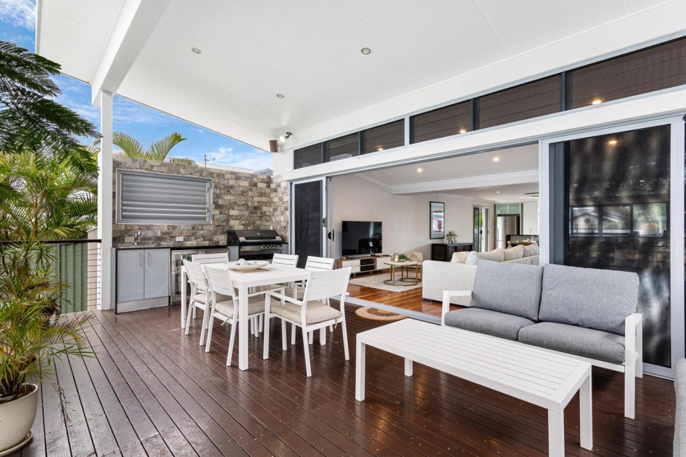 Holiday home Mermaid Waters Waterfront Hideaway Gold Coast