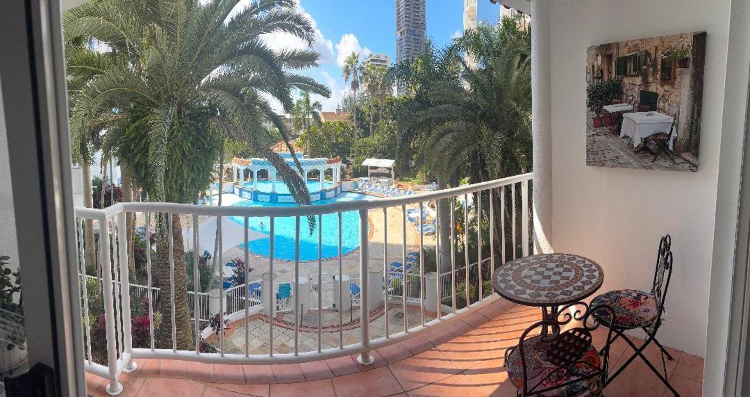 Location Location Location - Broadbeach :) Apartment Gold Coast