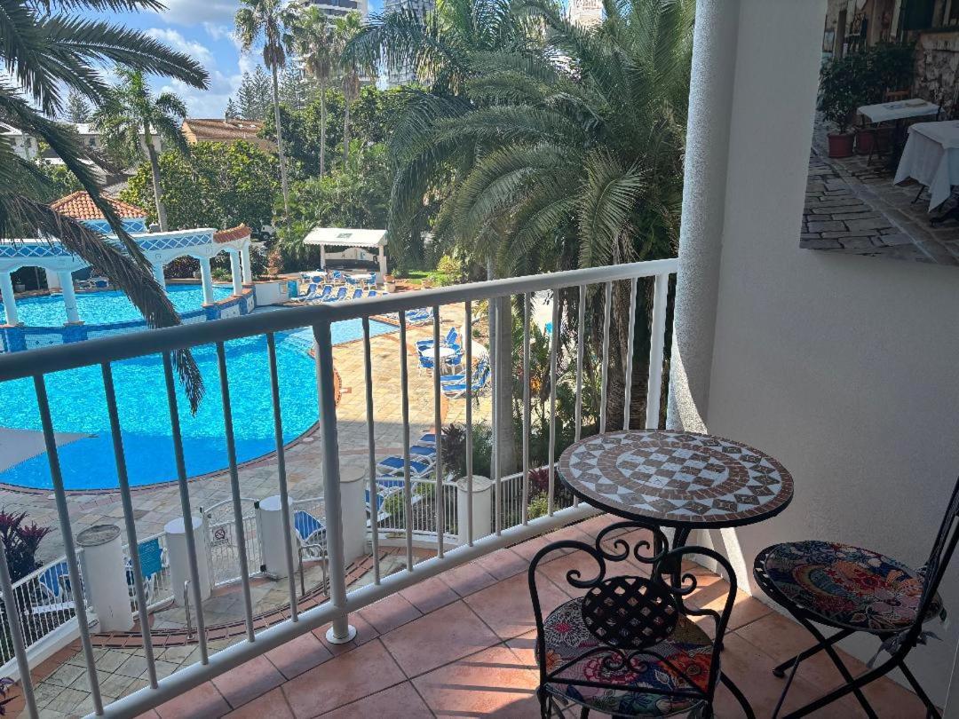 Location Location Location - Broadbeach :) * Gold Coast
