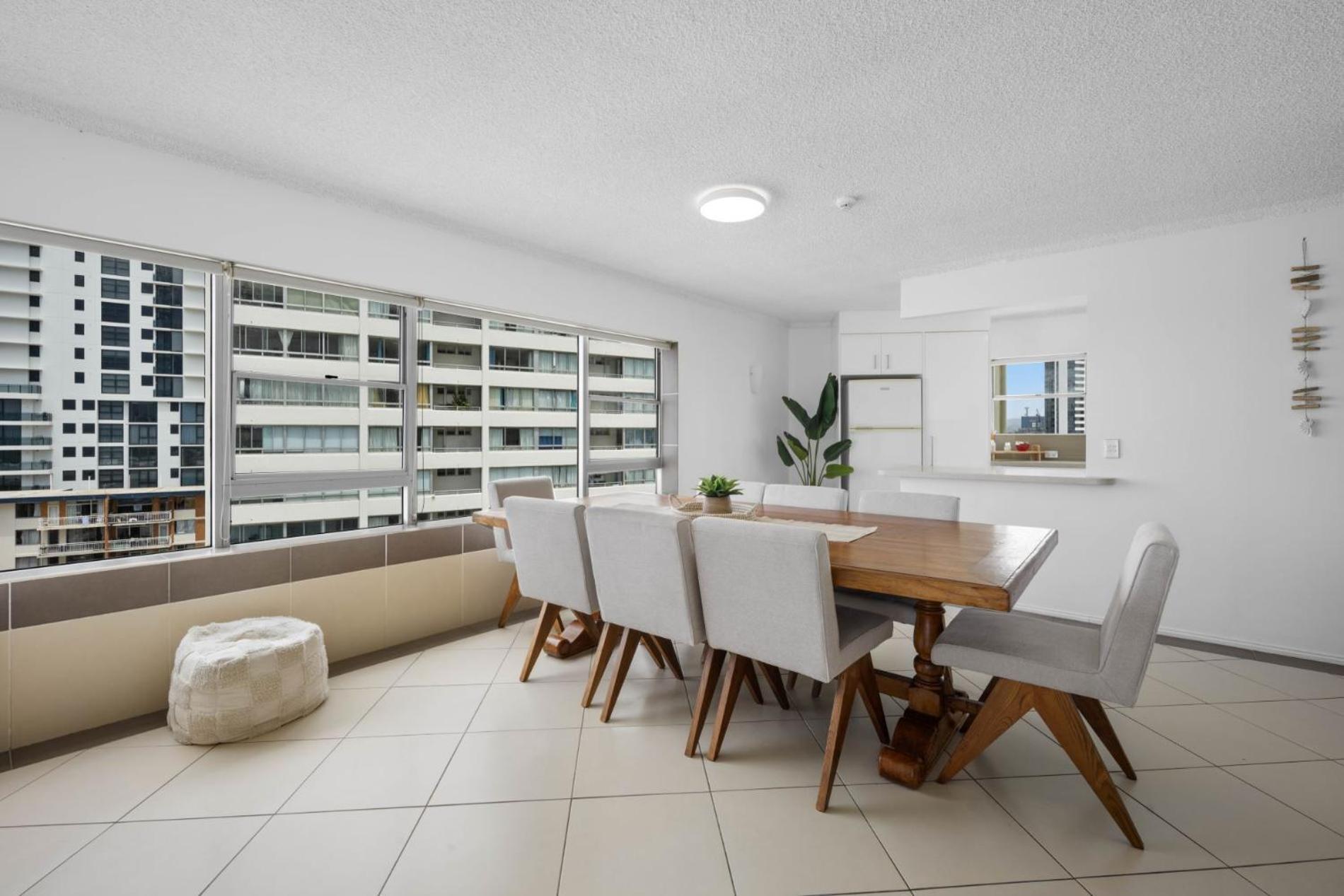 Apartment Absolute Beachfront In Paradise Gold Coast