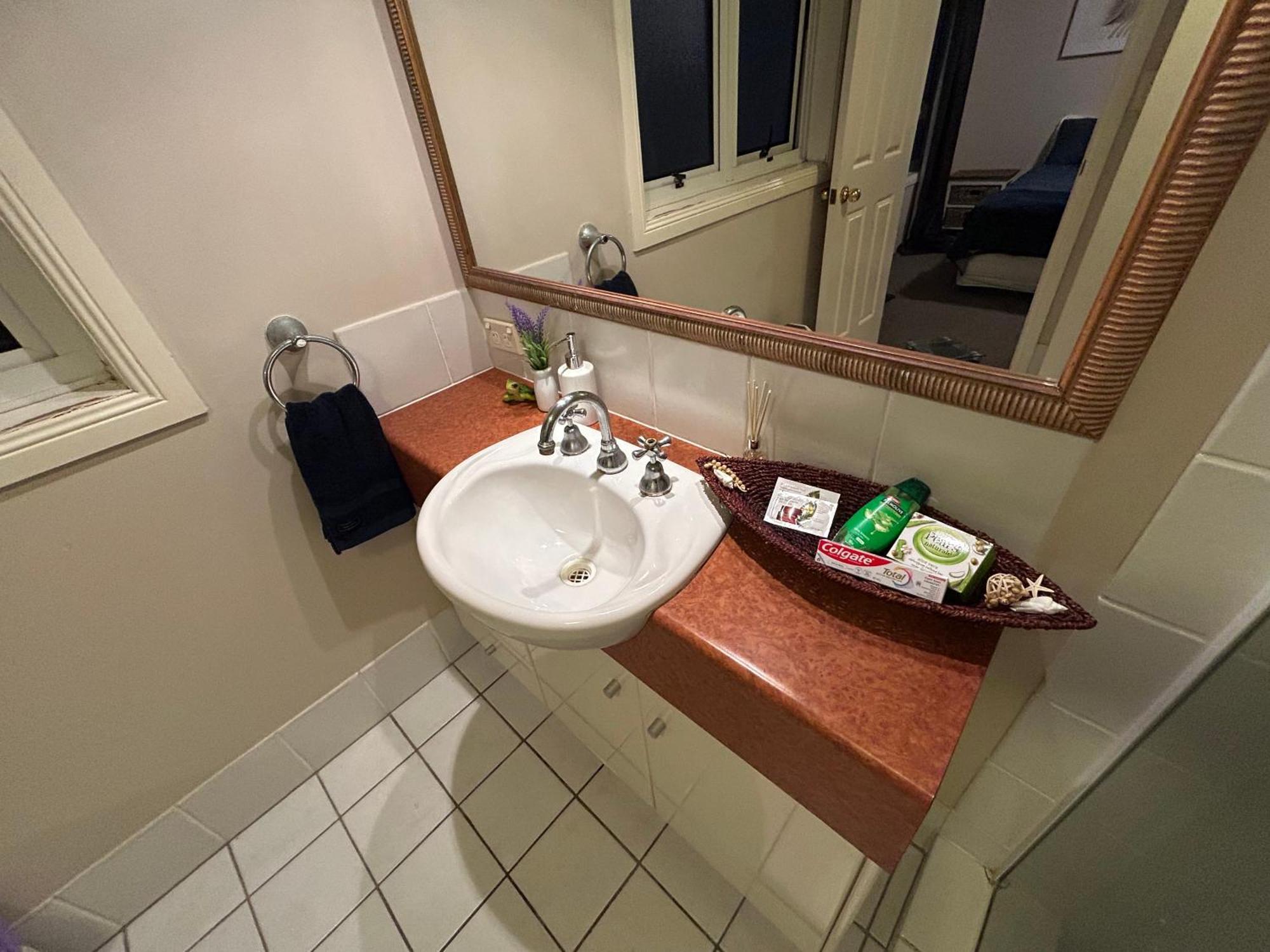 Apartamento Stylish & Cosy Gc Getaway And Serene Explore Broadbeach Or Surfers Via Tram! Gold Coast