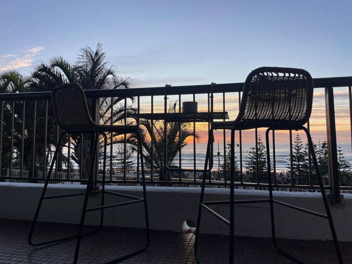 Apartment Beachfront Hideaway - Serenity By The Sea *