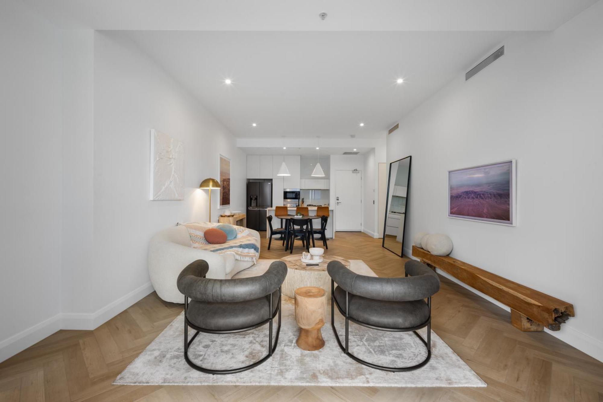 Apartment Luxury Broadbeach Escape With A Private Courtyard Gold Coast