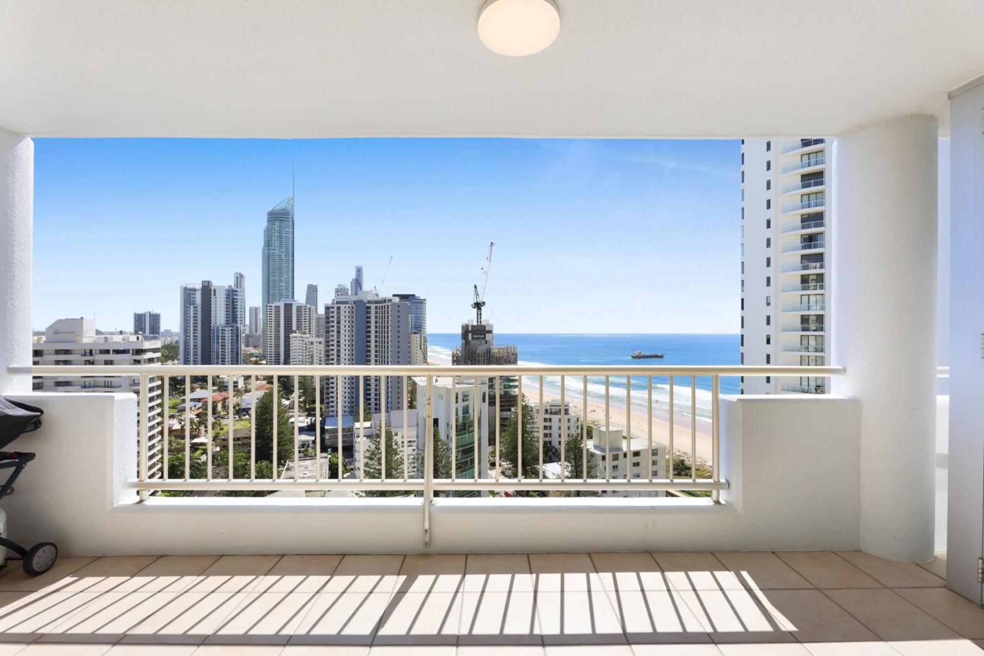 Apartment Surfers Paradise Escape With Premium Amenities *