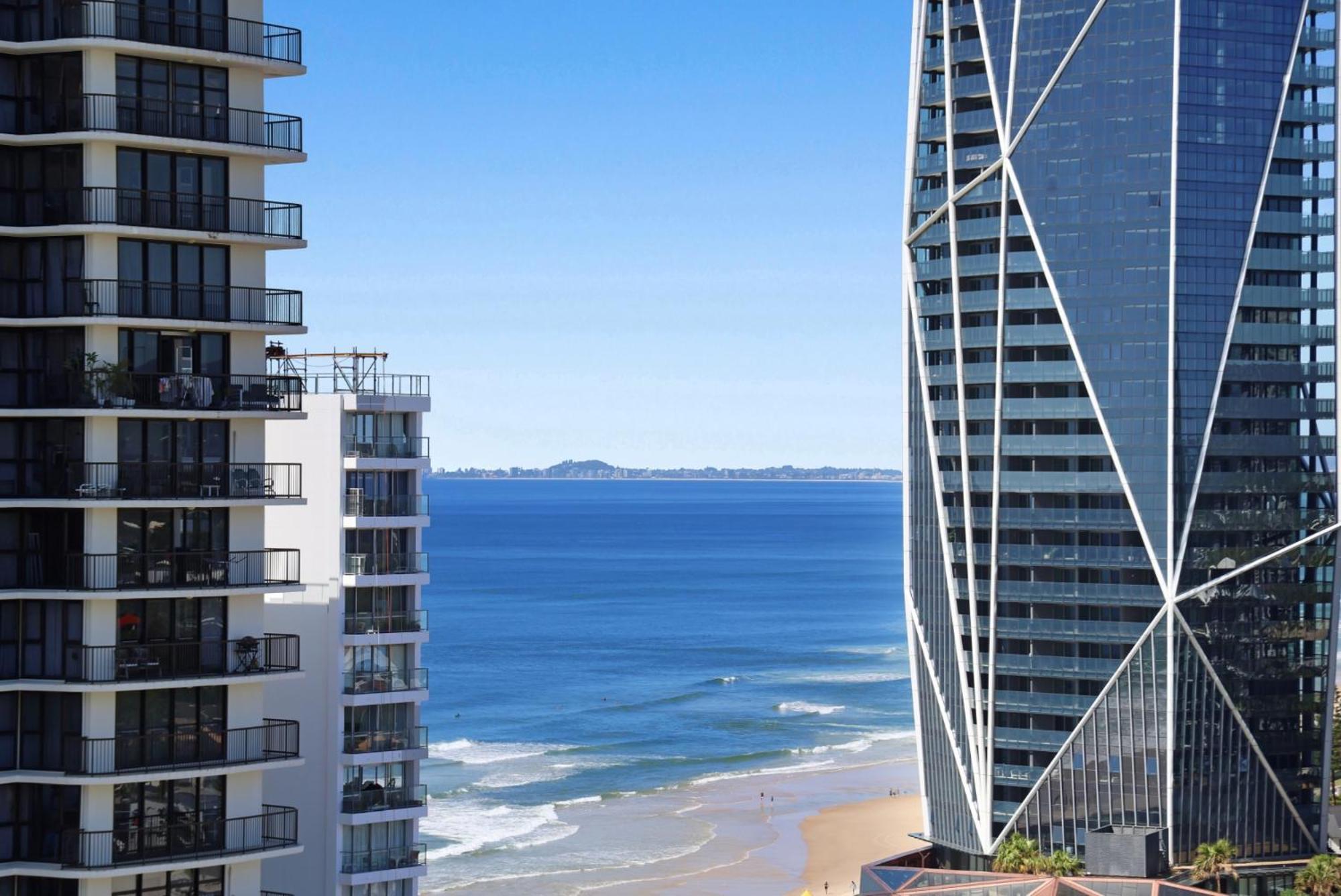 Apartment Surfers Paradise Escape With Premium Amenities *