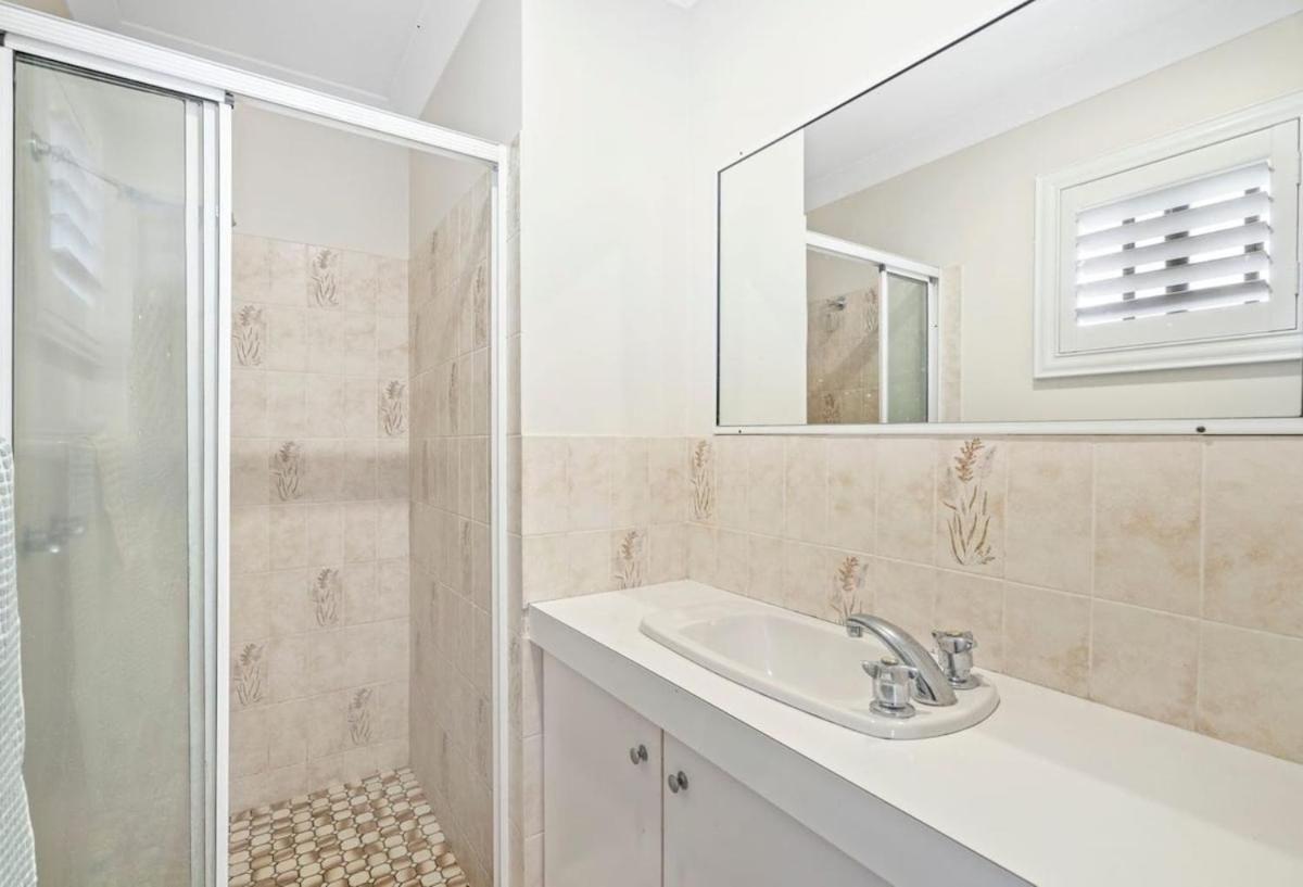 Tugun Retreat - 4brm With Pool! Holiday home Gold Coast