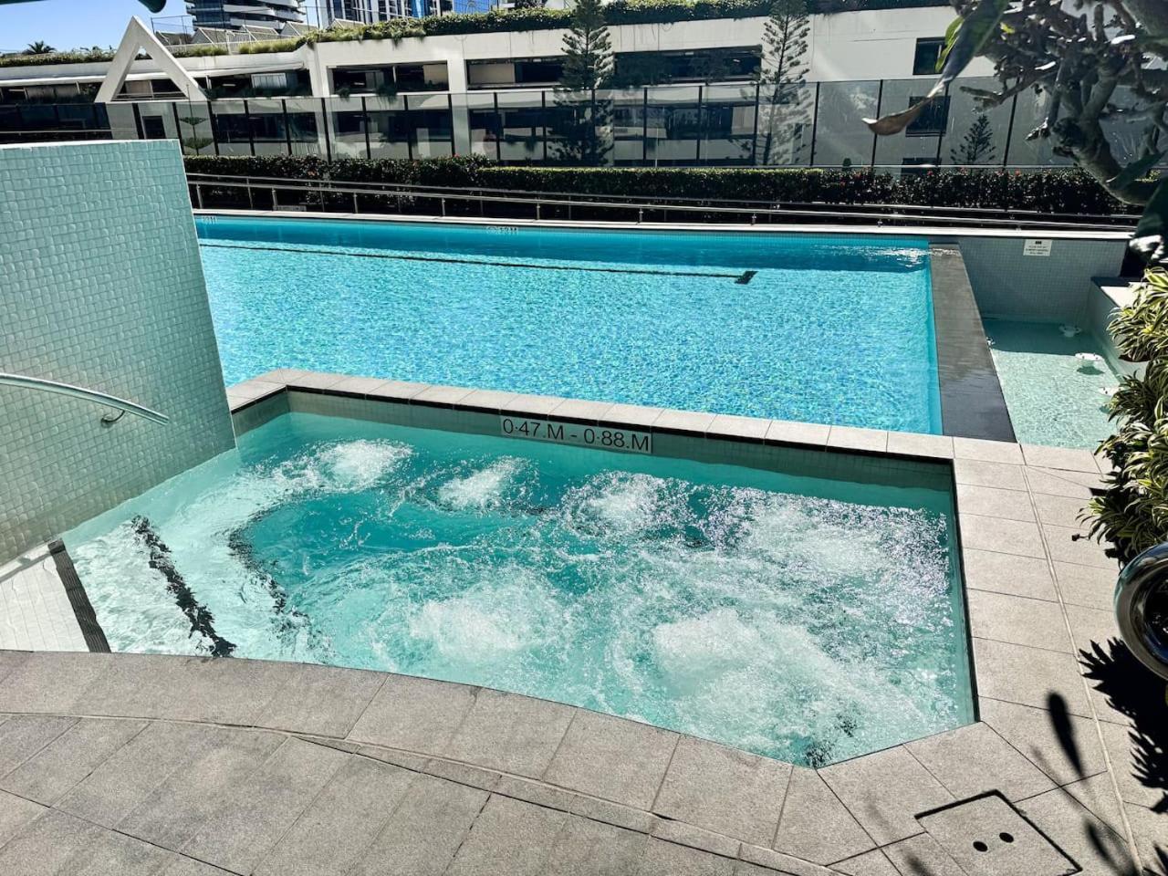 Apartment Luxury Oracle Skyhome 39th Floor With Stunning Ocean Views Gold Coast