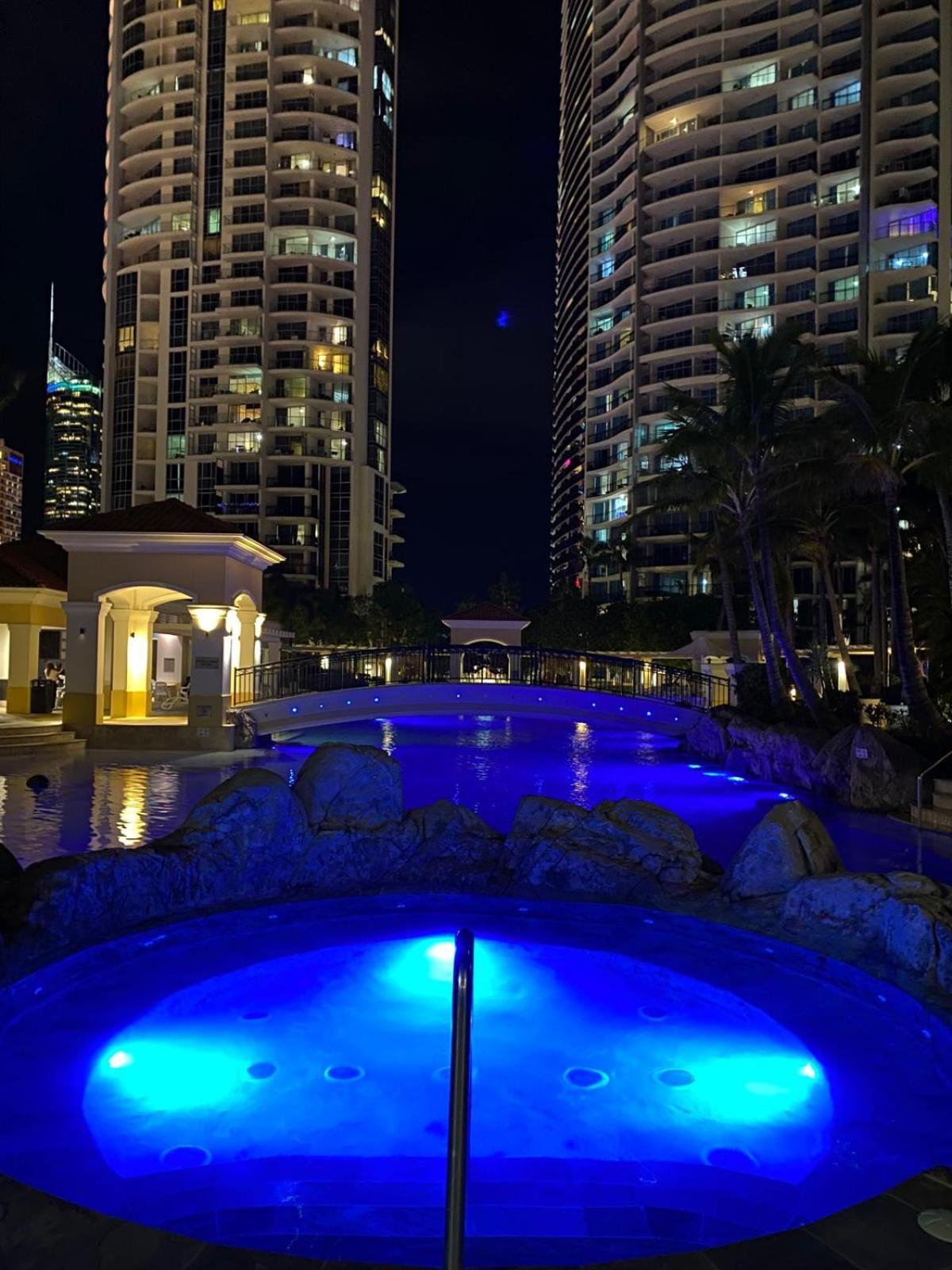 Bellagio@chevron, Luxe, 2 Bedroom In The Heart Of Surfers Paradise!