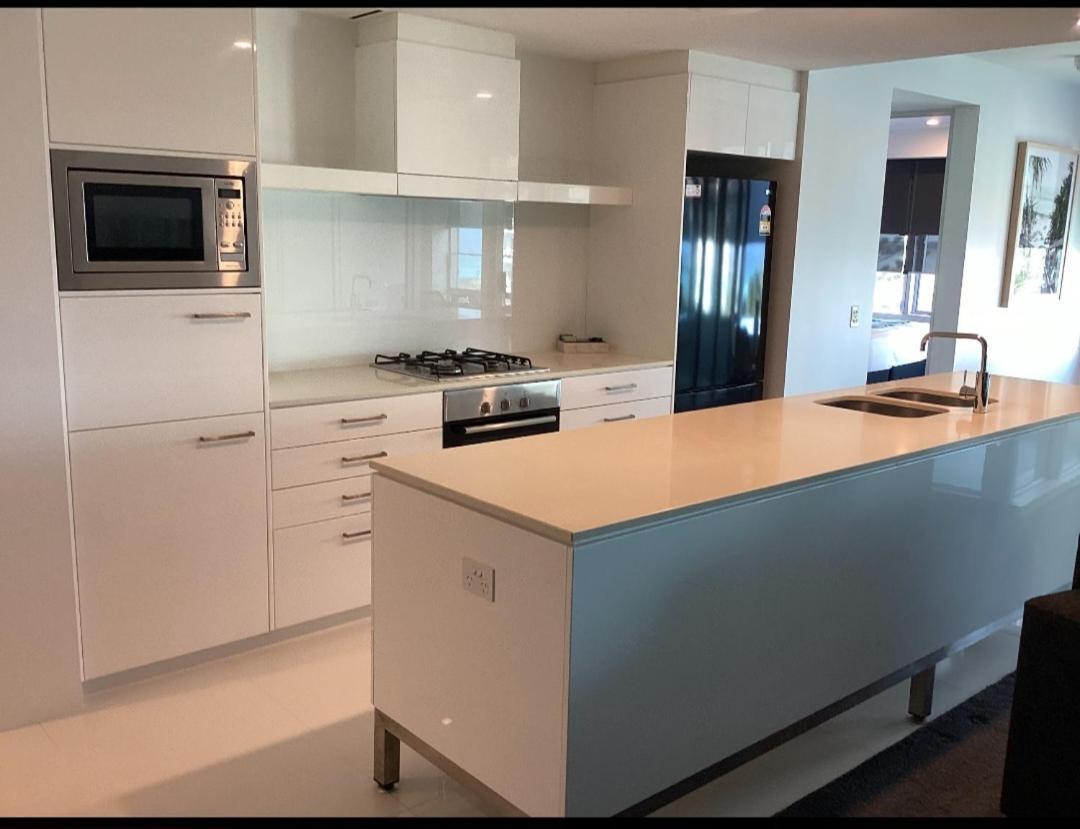 Serain Residences On 9 Hamilton Avenue Apartamento