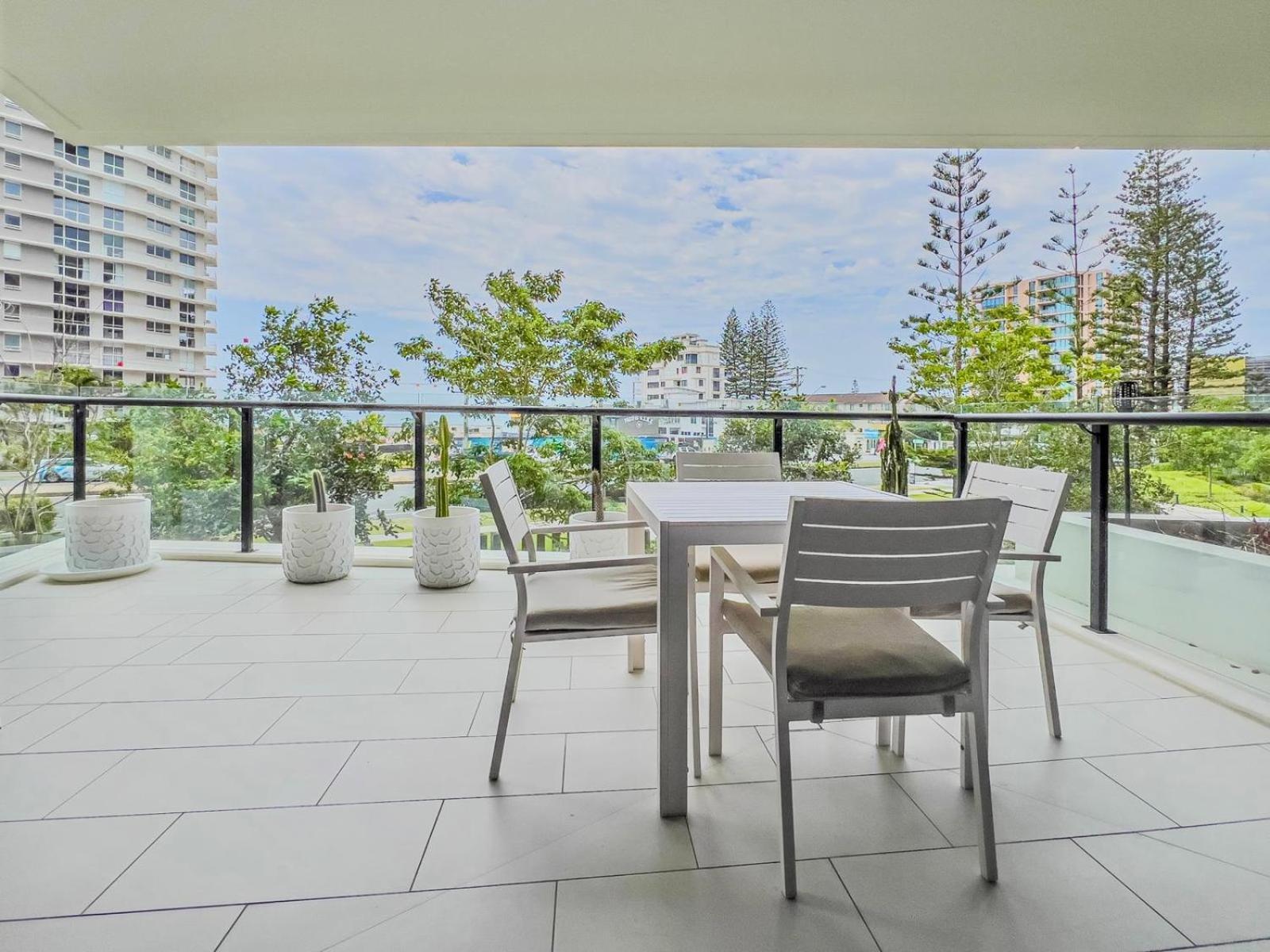 Palm Luxury Getaway * Gold Coast